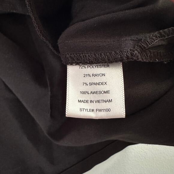 Figs Technical Collection V-Neck Top XL Black Two Pocket Scrub Uniform Shirt - Picture 5 of 7